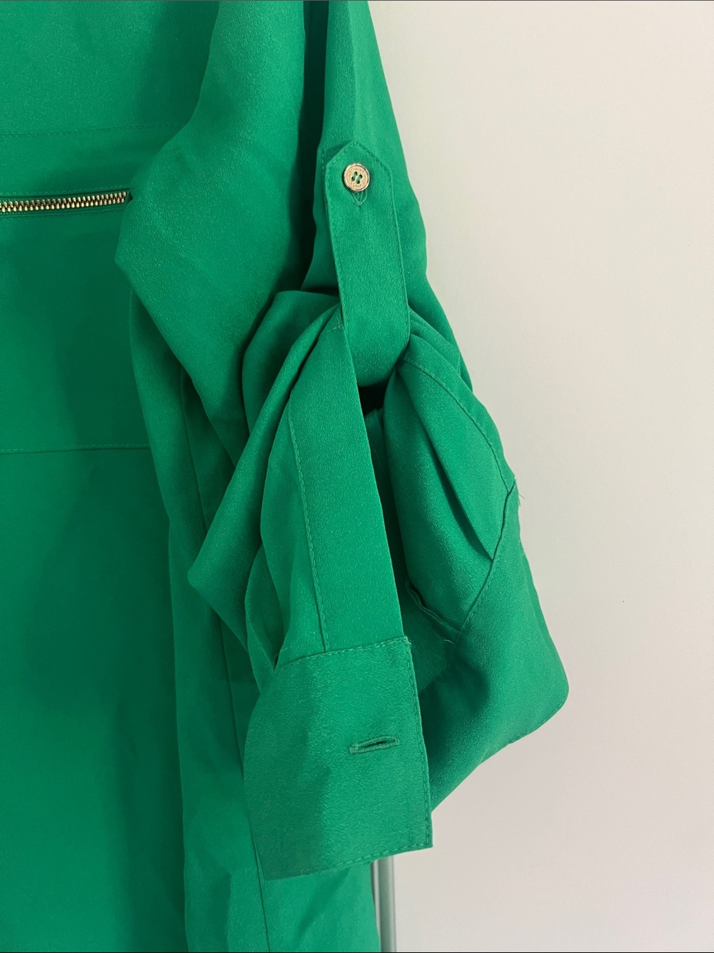 Calvin Klein Green Long-Sleeve Zip-Pocket Blouse - Picture 5 of 8